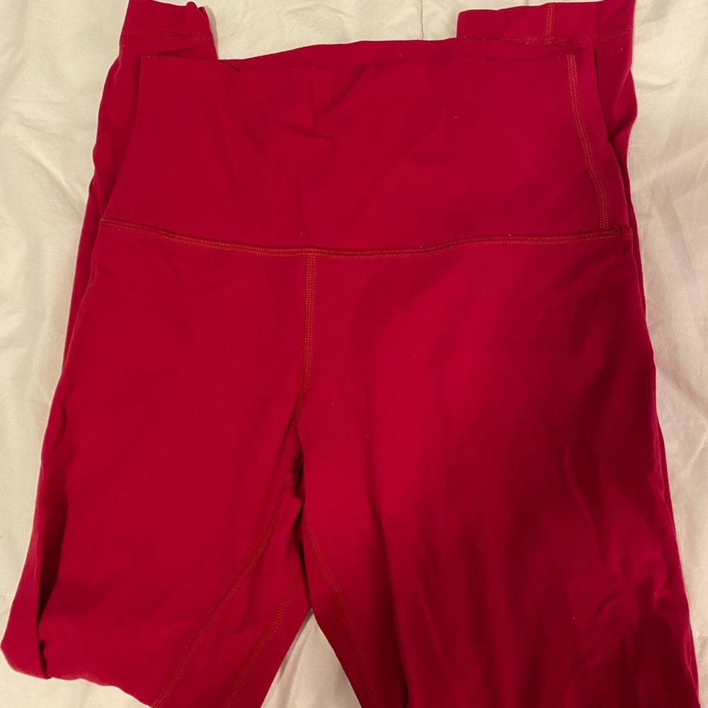 Pink lululemon aligns